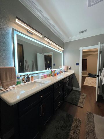 218 N Avenue A, Freeport, TX 77541