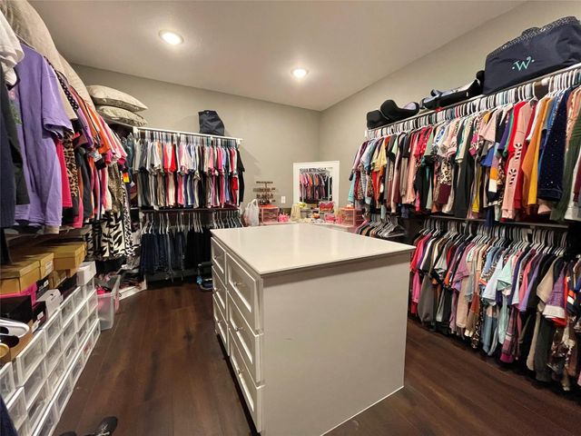 218 N Avenue A, Freeport, TX 77541