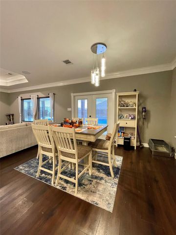 218 N Avenue A, Freeport, TX 77541