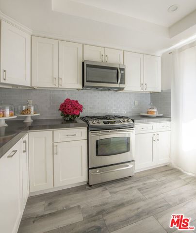 38 Sea Island Drive, Newport Beach, CA 92660