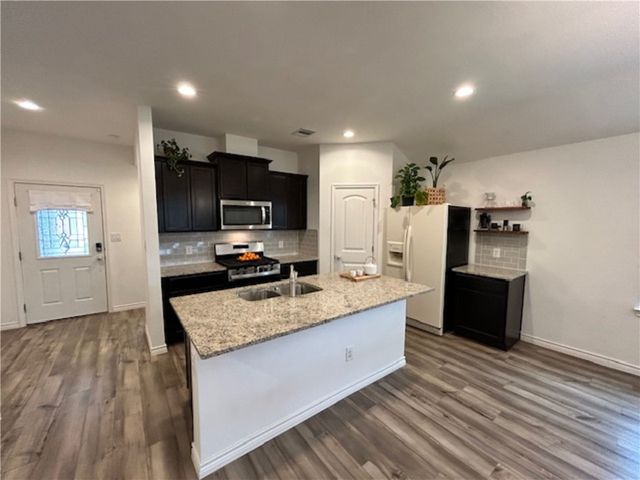 7726 Lariat Toss Dr, Corpus Christi, TX 78414