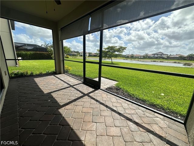 12952 Broomfield LN, Fort Myers, FL 33913