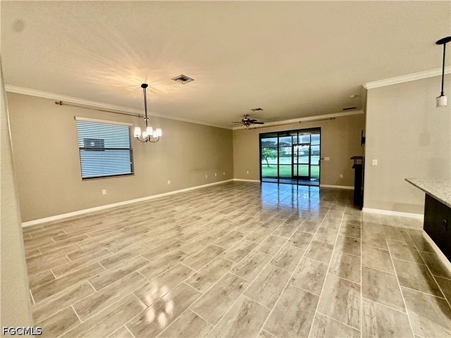 12952 Broomfield LN, Fort Myers, FL 33913