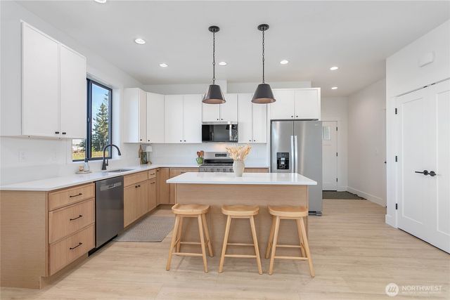 1005 Night Hawk Way, Everson, WA 98247