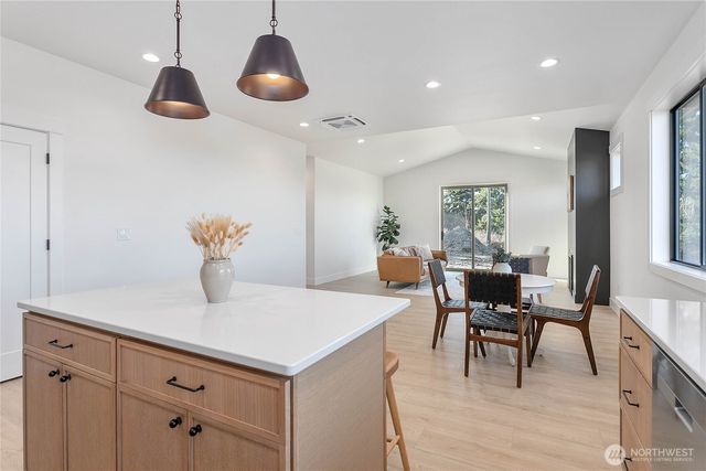 1005 Night Hawk Way, Everson, WA 98247