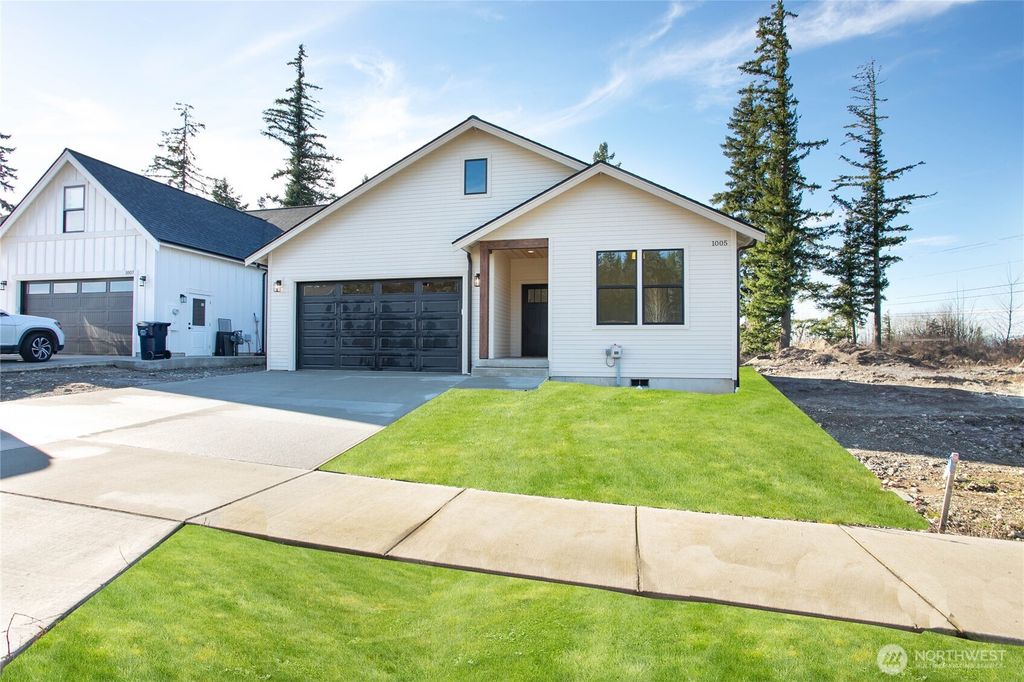 1005 Night Hawk Way, Everson, WA 98247