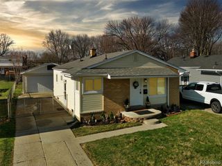 23008 Allor Street, Saint Clair Shores, MI 48082
