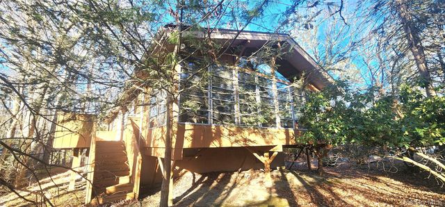 63 Pebble Path, Rock Hill, NY 12775