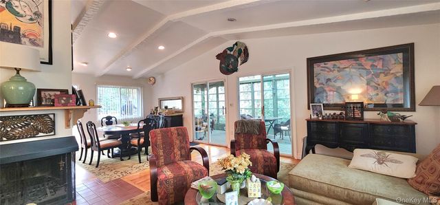 63 Pebble Path, Rock Hill, NY 12775