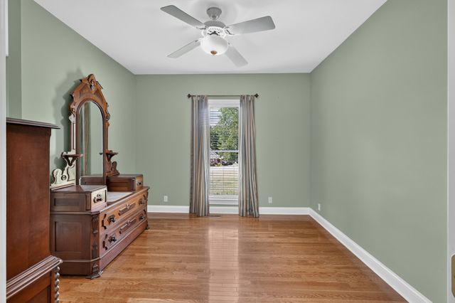 1135 Stirlingshire Dr, Hendersonville, TN 37075