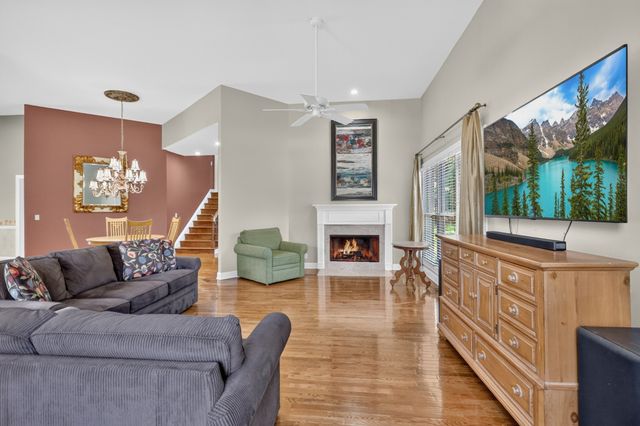 1135 Stirlingshire Dr, Hendersonville, TN 37075