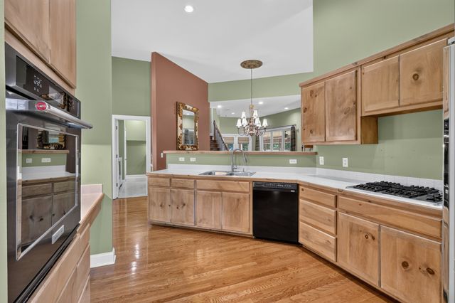 1135 Stirlingshire Dr, Hendersonville, TN 37075