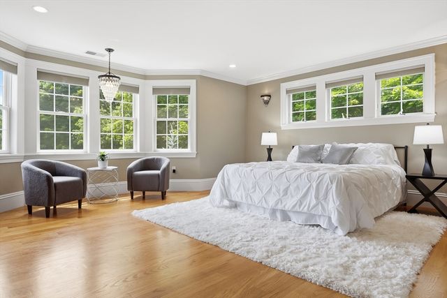 440 Concord Road, Bedford, MA 01730