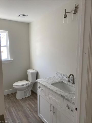 1203 Woodbriar Avenue, Greensboro, NC 27405