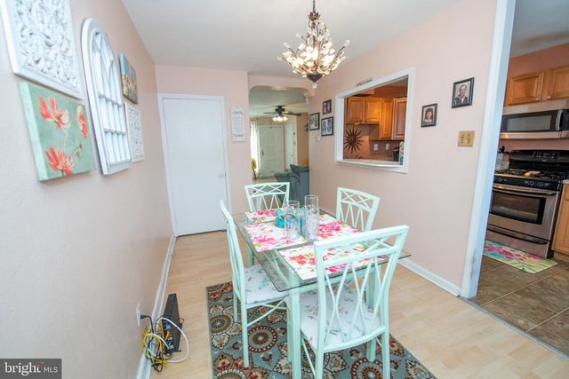 7908 LEONARD ST, Philadelphia, PA 19152
