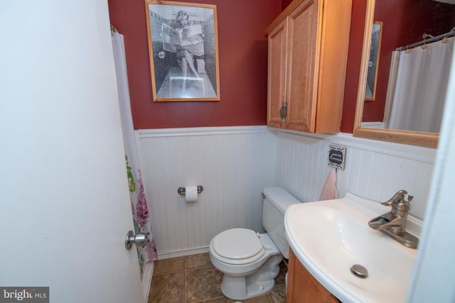 7908 LEONARD ST, Philadelphia, PA 19152
