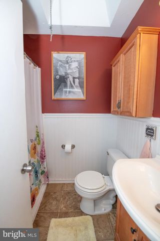 7908 LEONARD ST, Philadelphia, PA 19152