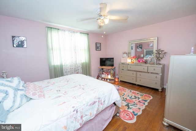 7908 LEONARD ST, Philadelphia, PA 19152