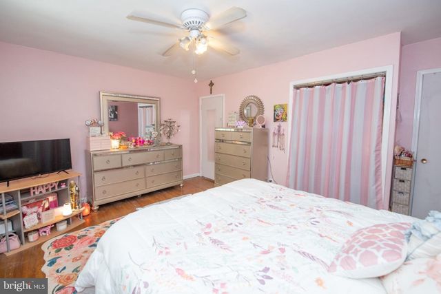 7908 LEONARD ST, Philadelphia, PA 19152