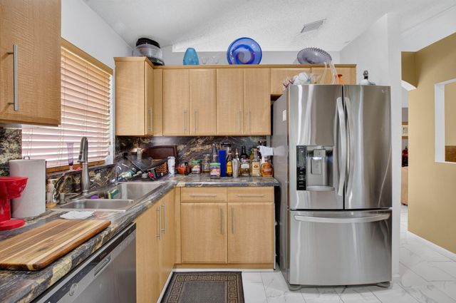 13620 Weyburne Drive, Delray Beach, FL 33446