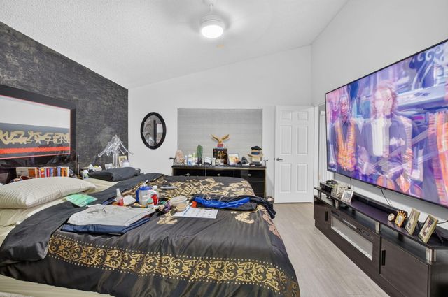 13620 Weyburne Drive, Delray Beach, FL 33446