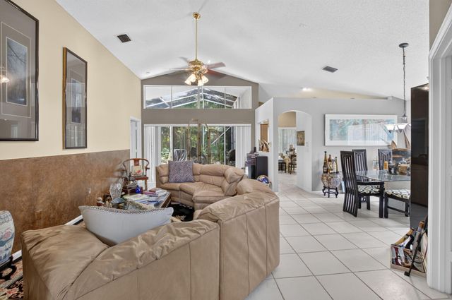 13620 Weyburne Drive, Delray Beach, FL 33446