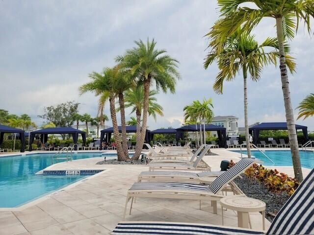 13620 Weyburne Drive, Delray Beach, FL 33446