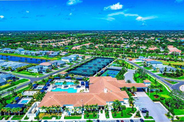 13620 Weyburne Drive, Delray Beach, FL 33446