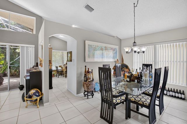 13620 Weyburne Drive, Delray Beach, FL 33446