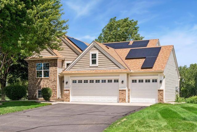 10917 Nassau Circle NE, Blaine, MN 55449