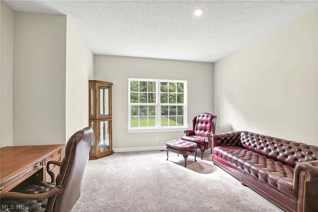 35405 Crystal Creek Court, Grafton, OH 44044