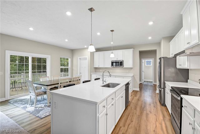 35405 Crystal Creek Court, Grafton, OH 44044