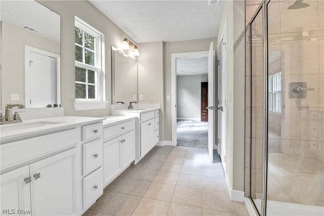 35405 Crystal Creek Court, Grafton, OH 44044