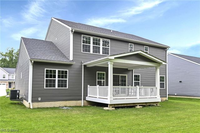 35405 Crystal Creek Court, Grafton, OH 44044