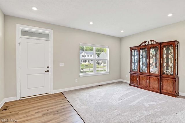 35405 Crystal Creek Court, Grafton, OH 44044