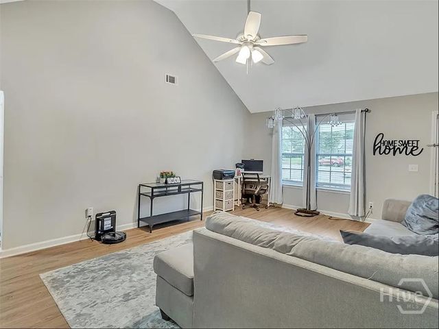118 Blaine Court, Savannah, GA 31405