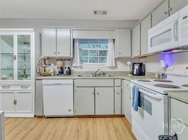 118 Blaine Court, Savannah, GA 31405