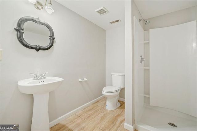 5162 LAUREL BRIDGE Court, Smyrna, GA 30082