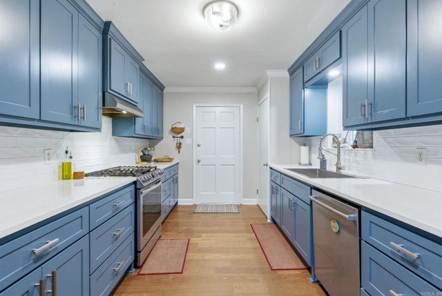 901 W Iowa St Street, Beebe, AR 72012