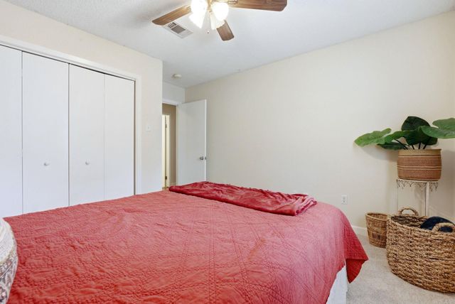 901 W Iowa St Street, Beebe, AR 72012