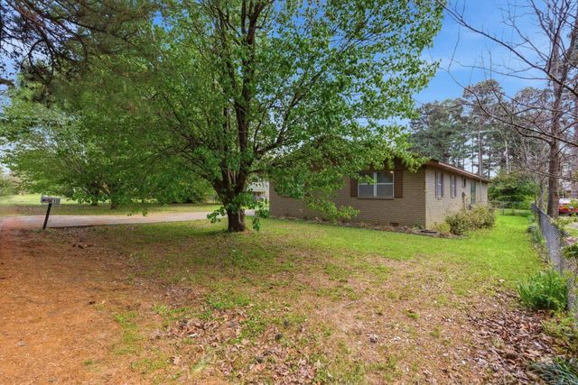 901 W Iowa St Street, Beebe, AR 72012