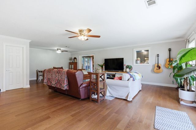901 W Iowa St Street, Beebe, AR 72012