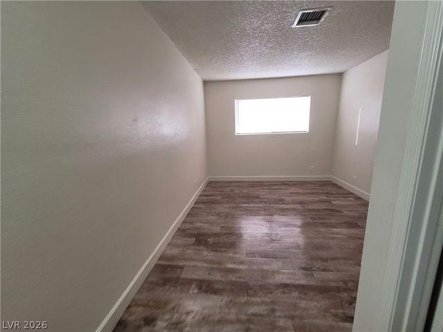 5126 Golden A, Las Vegas, NV 89119