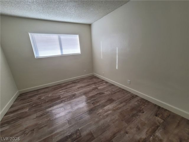 5126 Golden A, Las Vegas, NV 89119