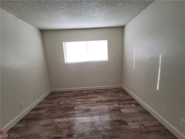 5126 Golden A, Las Vegas, NV 89119