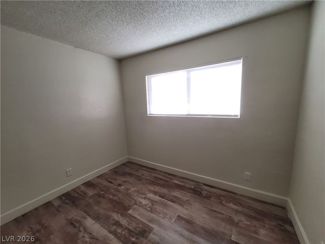 5126 Golden A, Las Vegas, NV 89119