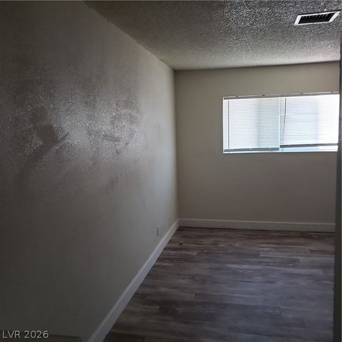 5126 Golden A, Las Vegas, NV 89119