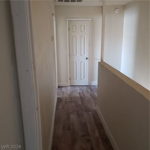 5126 Golden A, Las Vegas, NV 89119