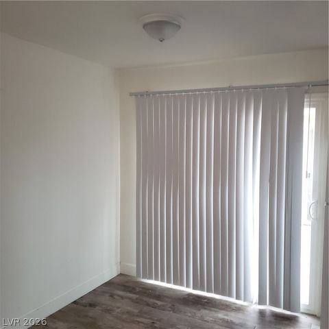 5126 Golden A, Las Vegas, NV 89119