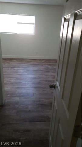 5126 Golden A, Las Vegas, NV 89119